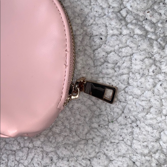 Forever 21 cosmetics bag - Picture 3 of 3